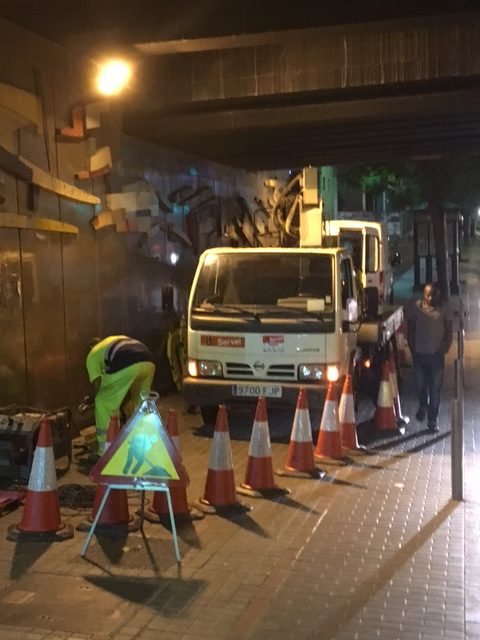 Separación de la zona de trabajo de la de circulación de peatones