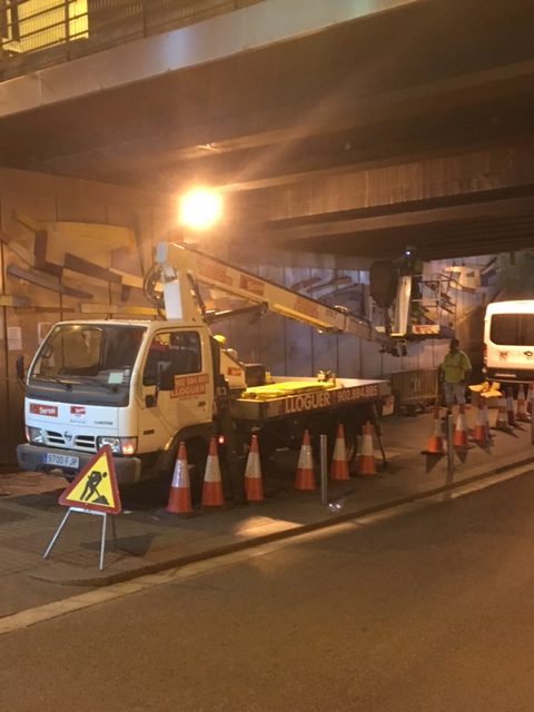 Ejecución de los trabajos en horario nocturno, cumpliendo el plan de seguridad