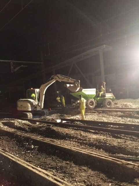 Vista general depuración nocturna de balasto contaminado