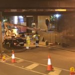 Soldado de chapas metálicas para cubrición de huecos en el puente