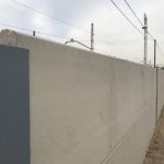 Escalonamiento muro para adaptarnos a la rasante existente