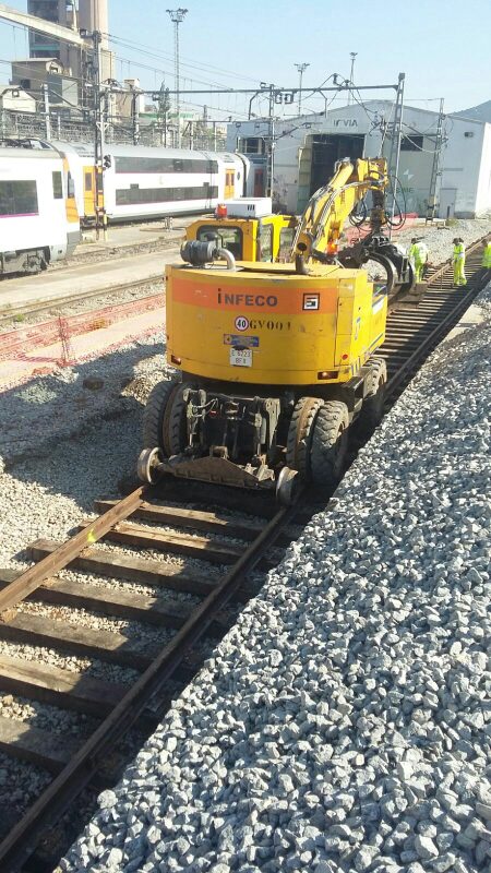 INFECO posee varias máquinas con diploris para trabajos diurnos o nocturnos