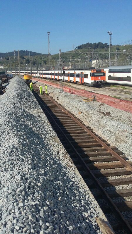 La brigada mínima de INFECO es de 4 operarios ferroviarios para trabajar con seguridad y eficiéncia
