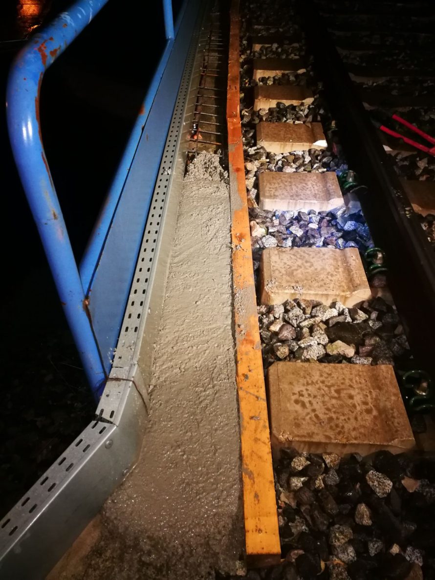 Intervencion Ferroviaria y Construcciones | 15 a Zapata de hormigón